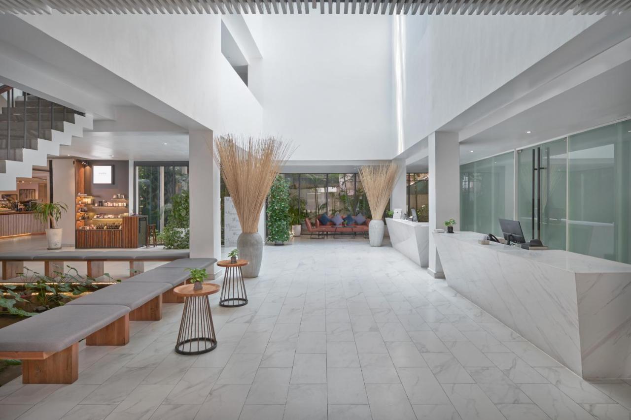 Baitong Hotel & Resort Phnom Pen Exterior foto