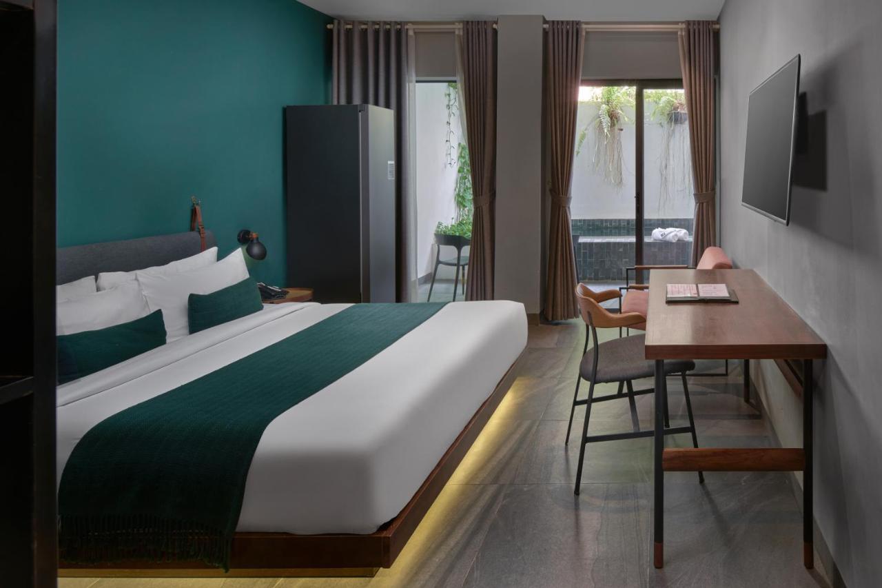Baitong Hotel & Resort Phnom Pen Exterior foto