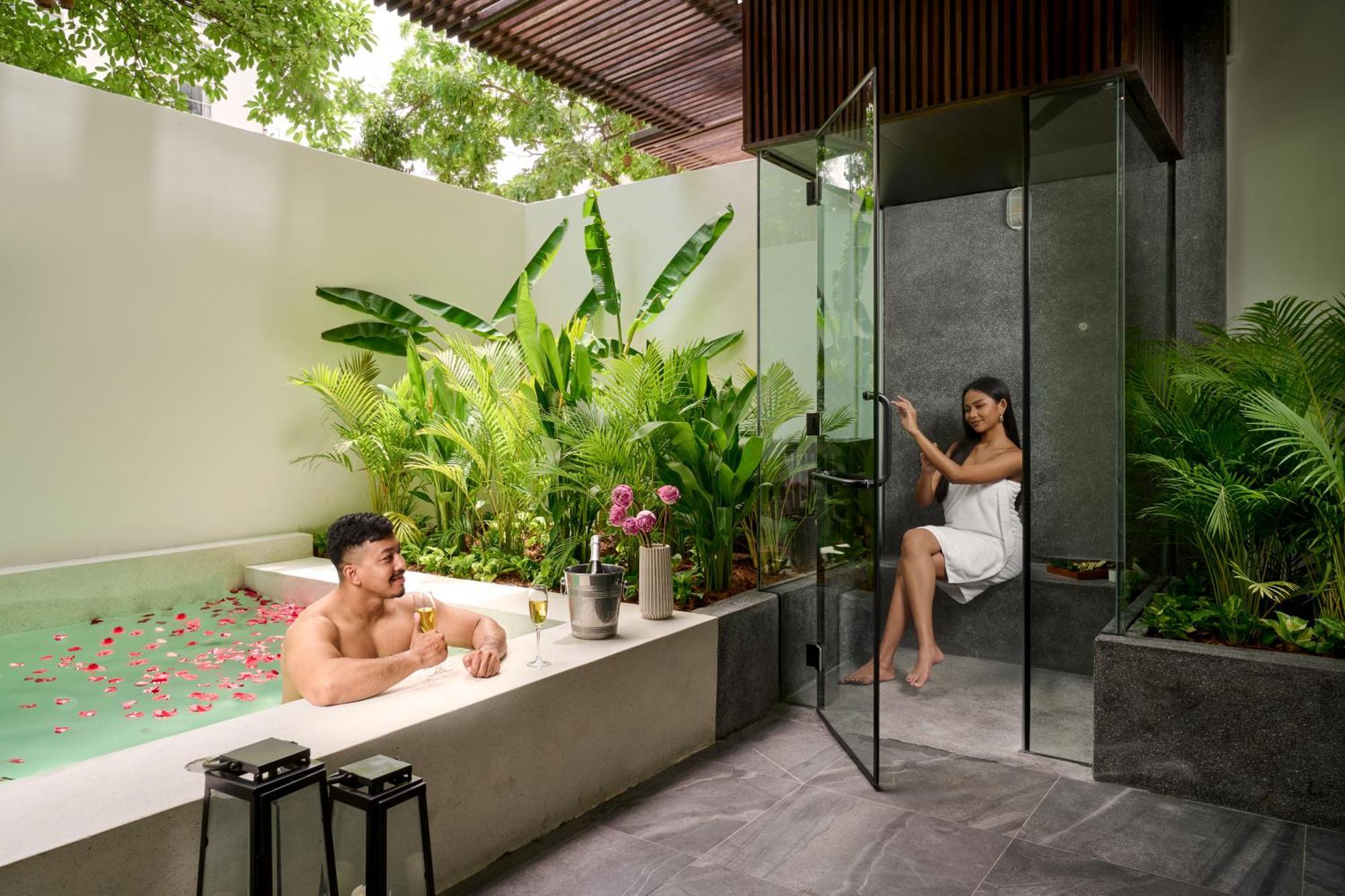 Baitong Hotel & Resort Phnom Pen Exterior foto