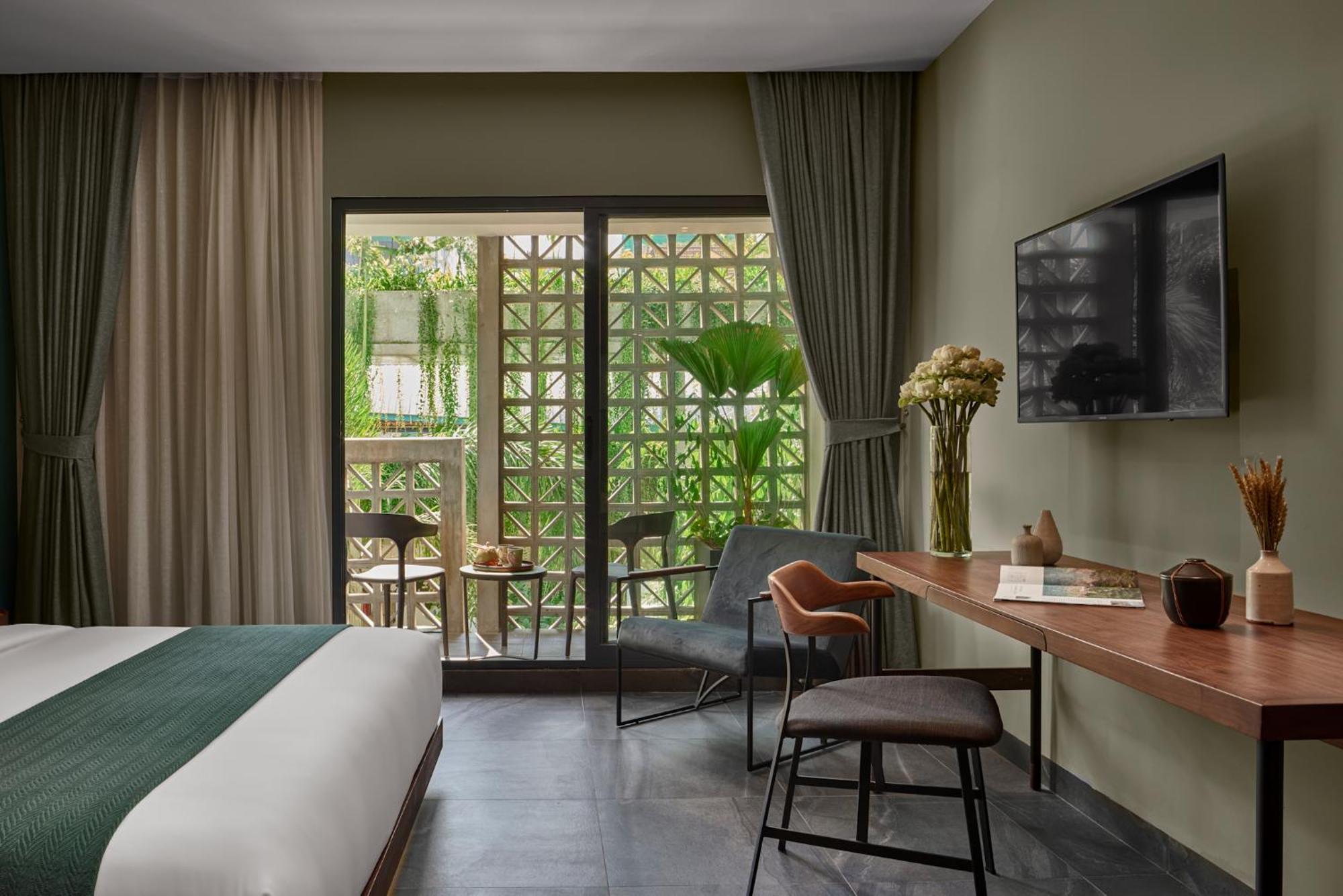Baitong Hotel & Resort Phnom Pen Exterior foto