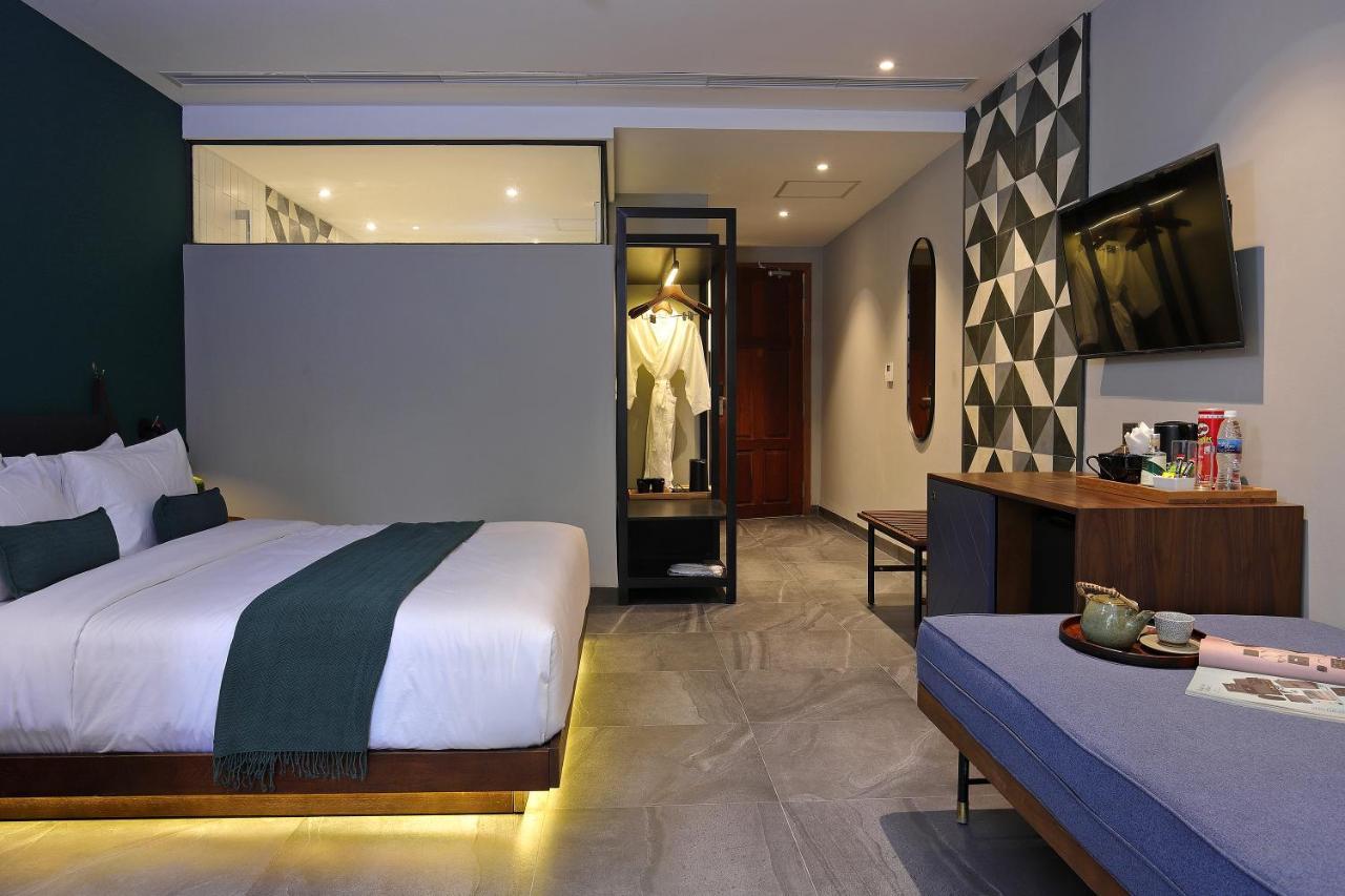 Baitong Hotel & Resort Phnom Pen Exterior foto